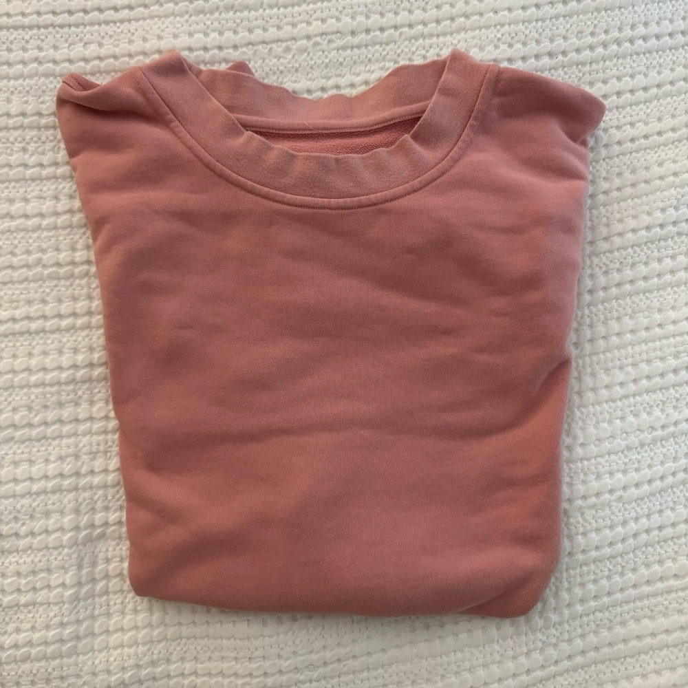 Lululemon Perfectly Oversized Crew, size 8 in pink puff